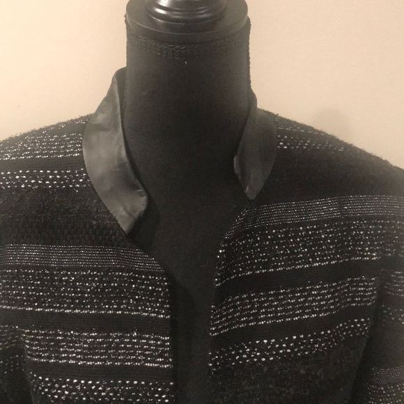 Stunning black mandarin collar jacket - Picture 2 of 2